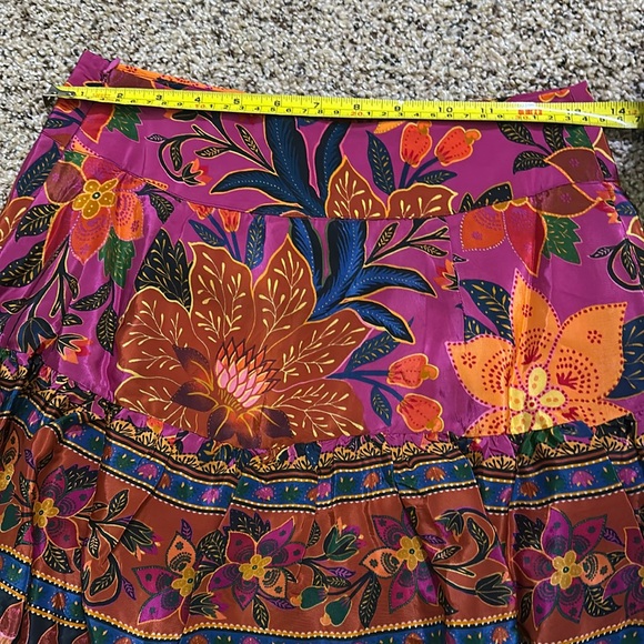 NWT FARM Rio Tropical Tapestry Mini Skirt- XS | PRICE FIRM! - Picture 7 of 9